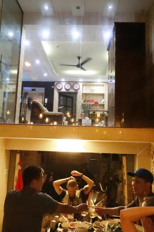 Bui Vien Street Hostel *