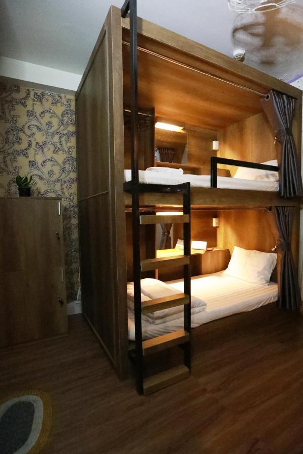 Hostel Bui Vien Street